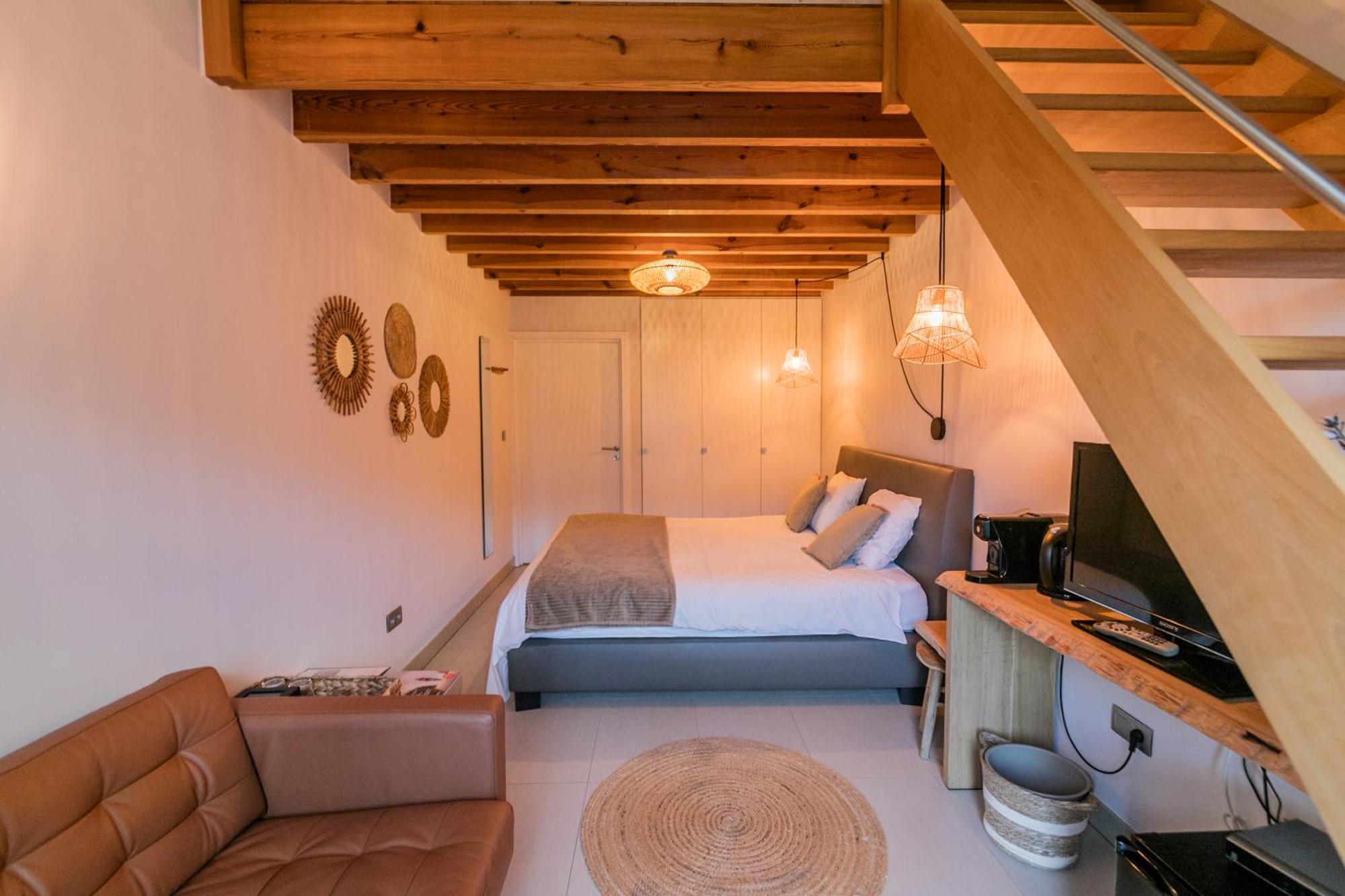 B&B Villa Curtricias Kortessem Bagian luar foto