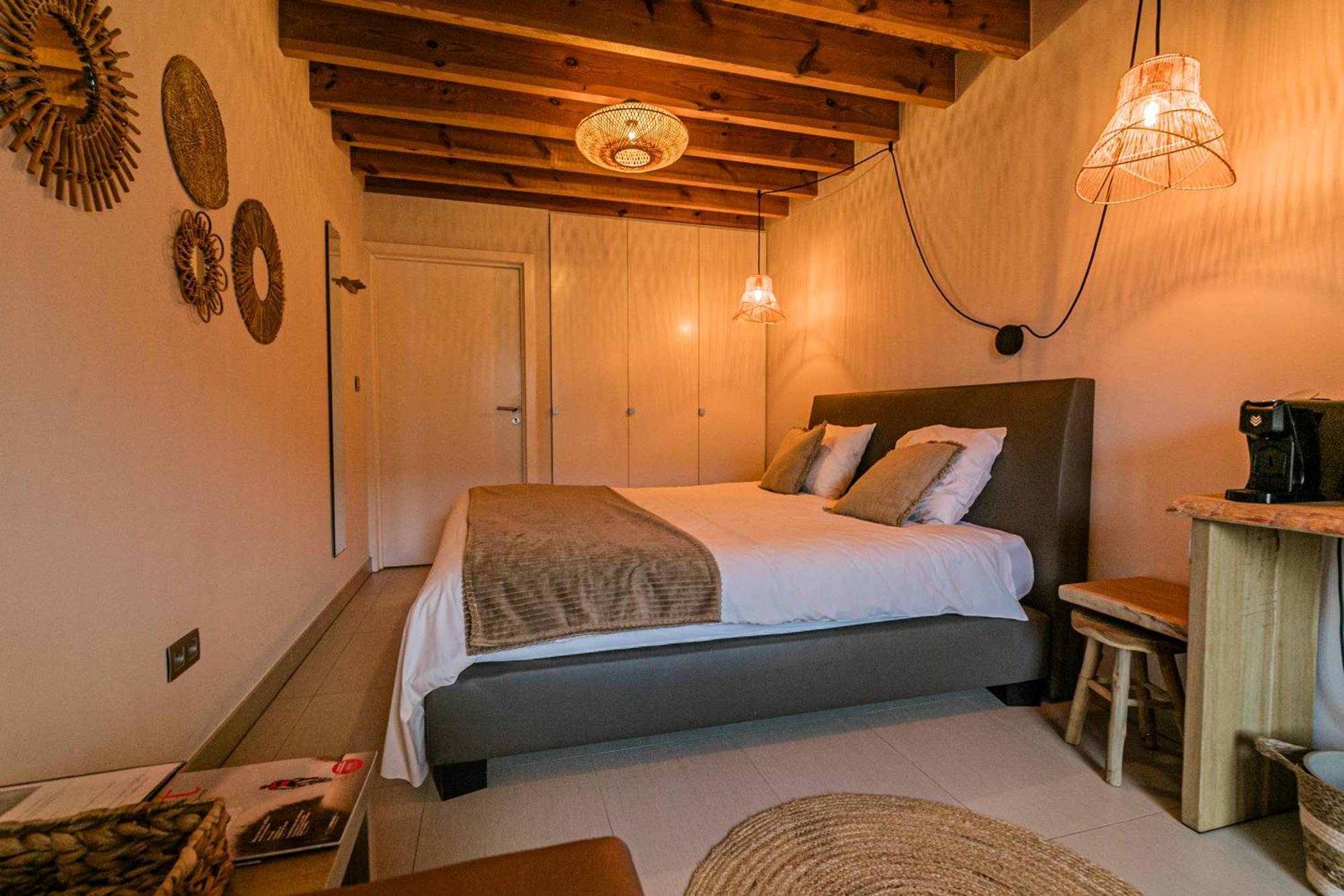 B&B Villa Curtricias Kortessem Bagian luar foto