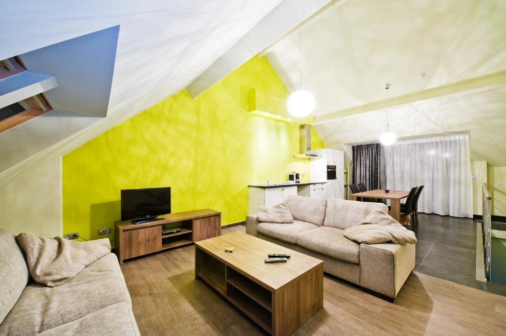 B&B Villa Curtricias Kortessem Bagian luar foto